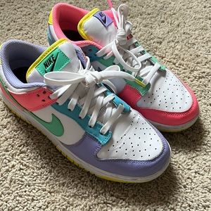 Nike Dunk Easter Edition